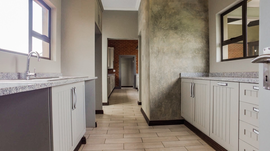 To Let 3 Bedroom Property for Rent in The Coves North West